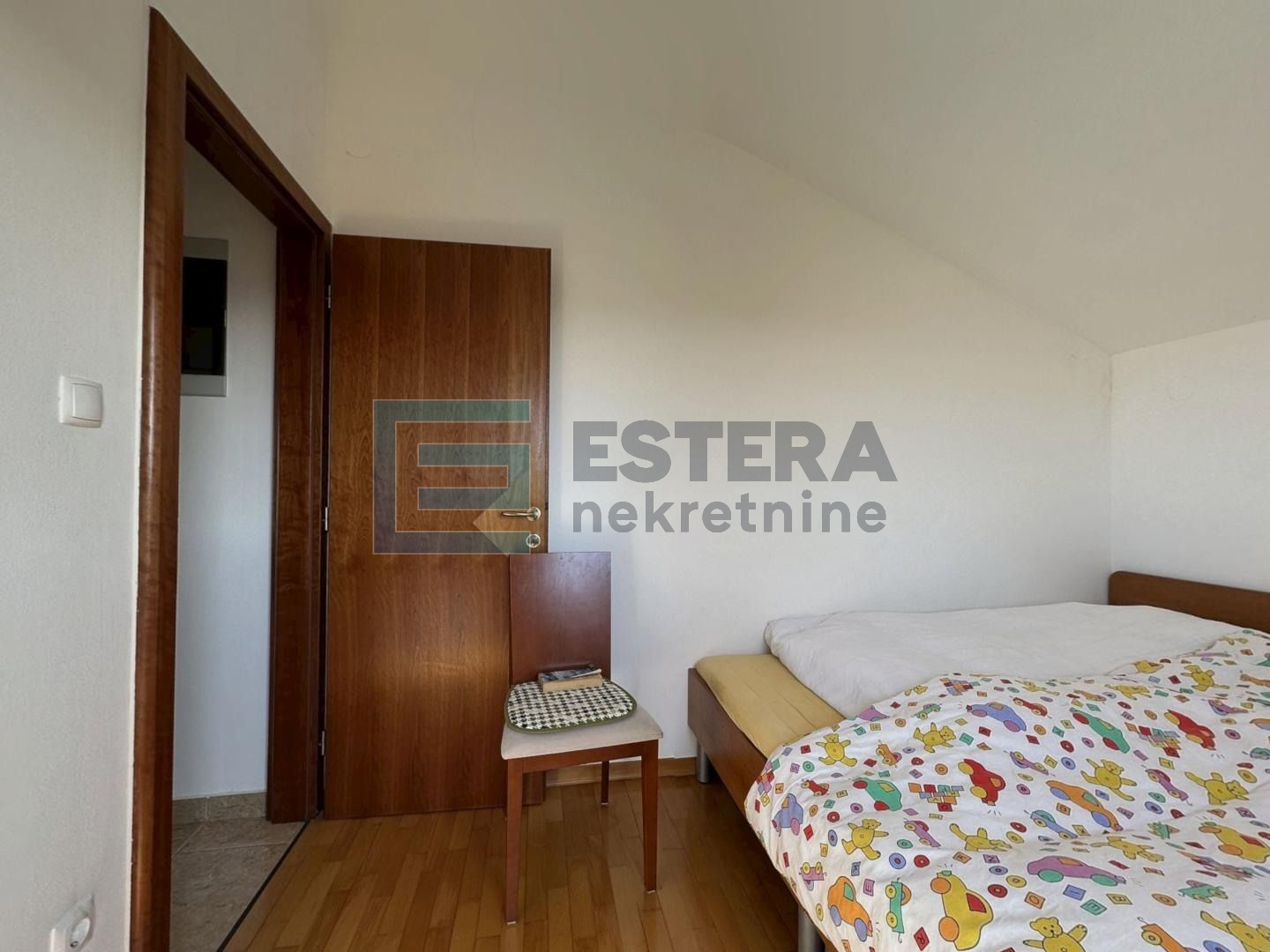 PRODAJA apartman Zaton, 84 m2, 3s, parking, 2. kat, 200 m od mora