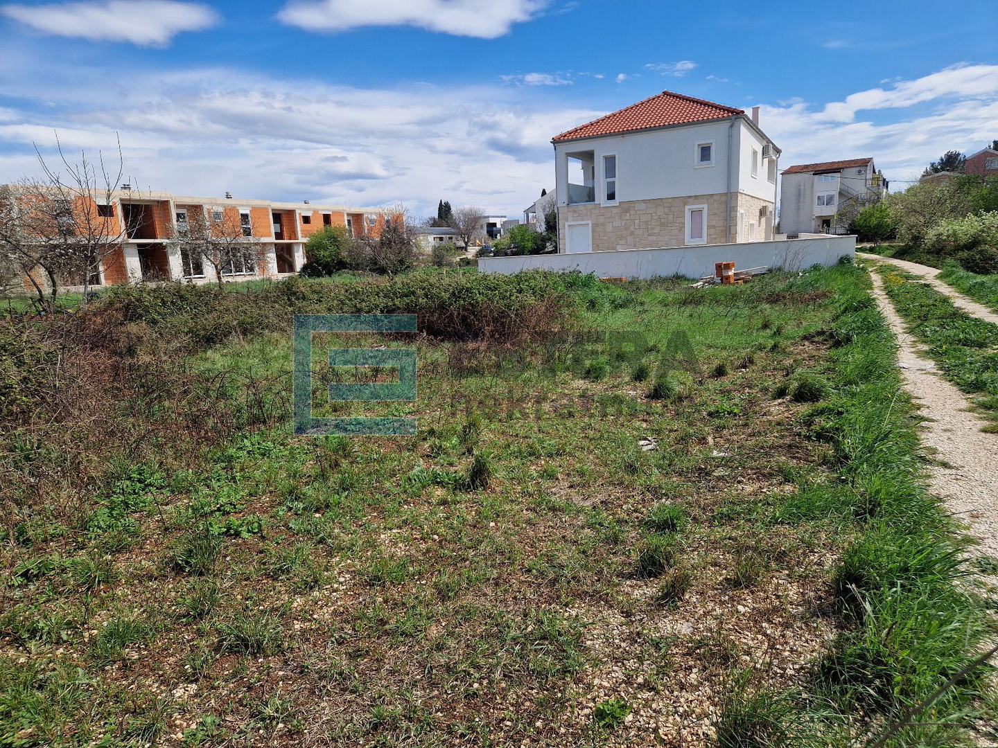 Zemljište građevinsko PRODAJA 500 m2, Dolaške Drage, 500 m od mora