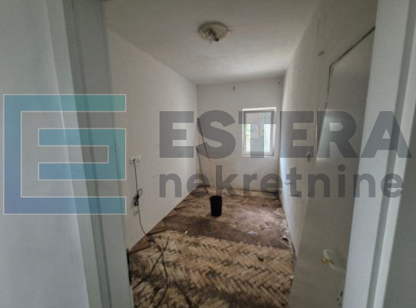 Kuća sa 4 jedinice PRODAJA Čiovo, 444 m2