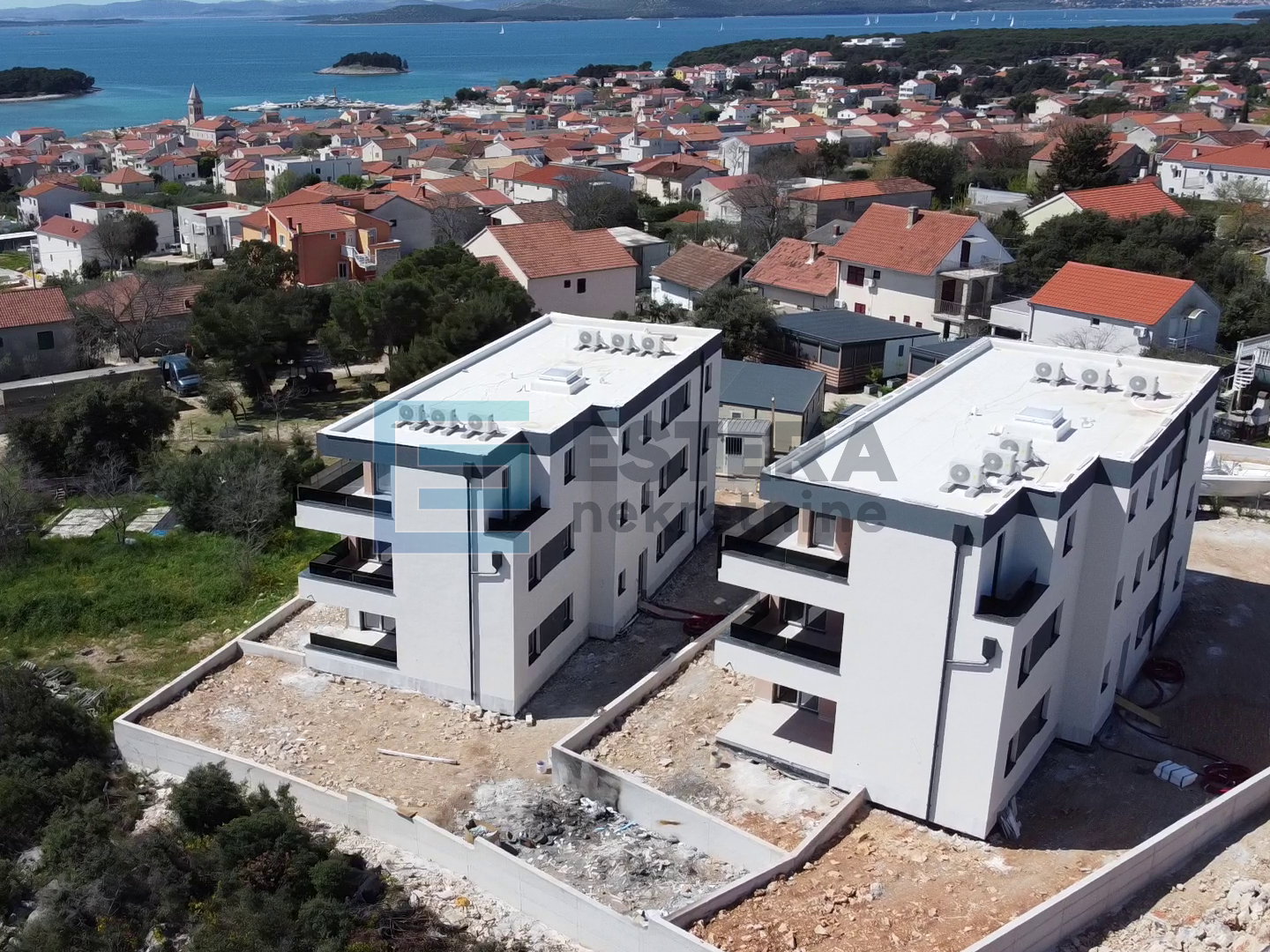 Stan PRODAJA novogradnja, Pakoštane, 82 m2, 4s, priz, parking, vrt