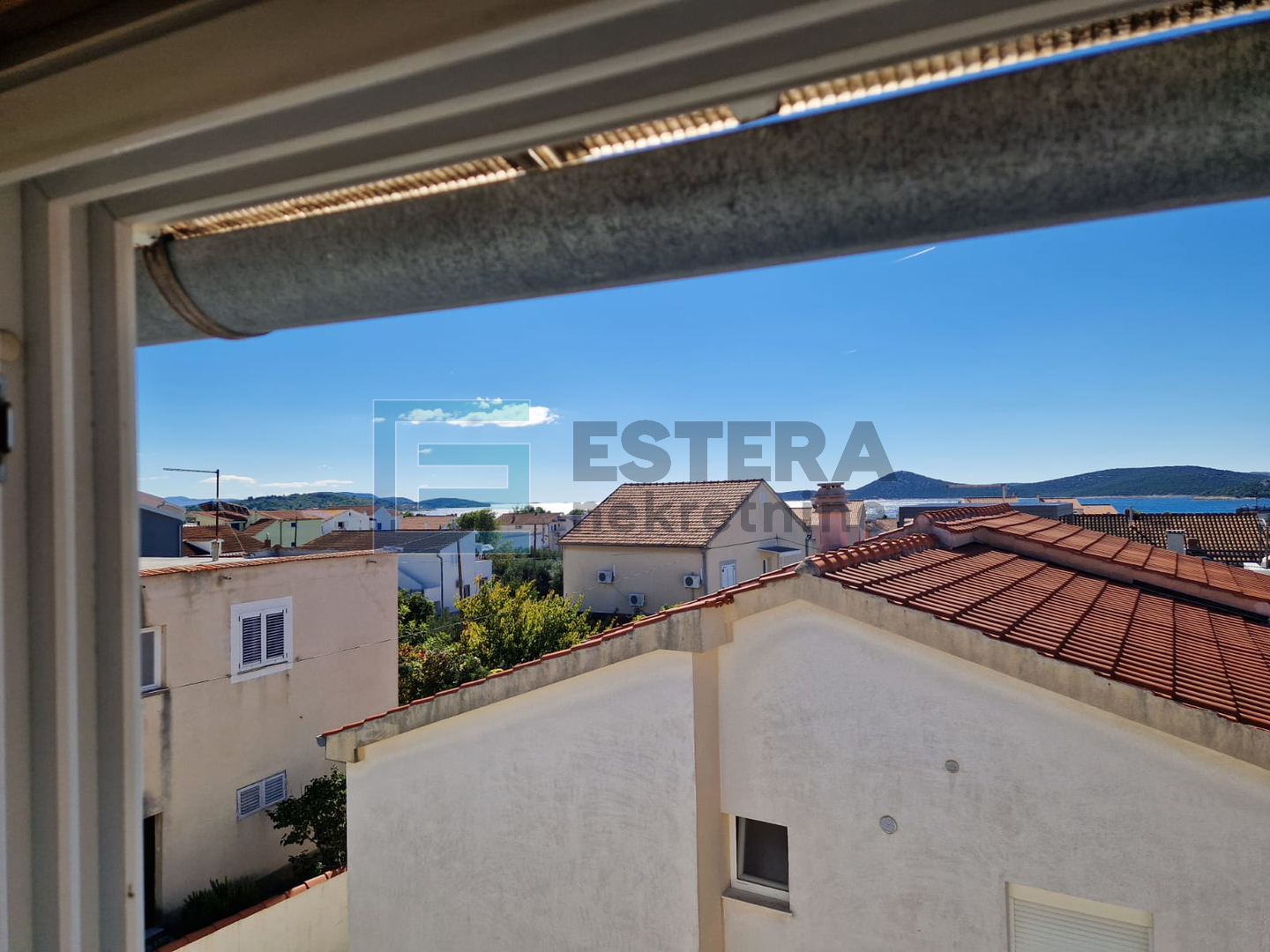 Apartman 89 m2 PRODAJA Vodice, 2. kat, 4s, parking