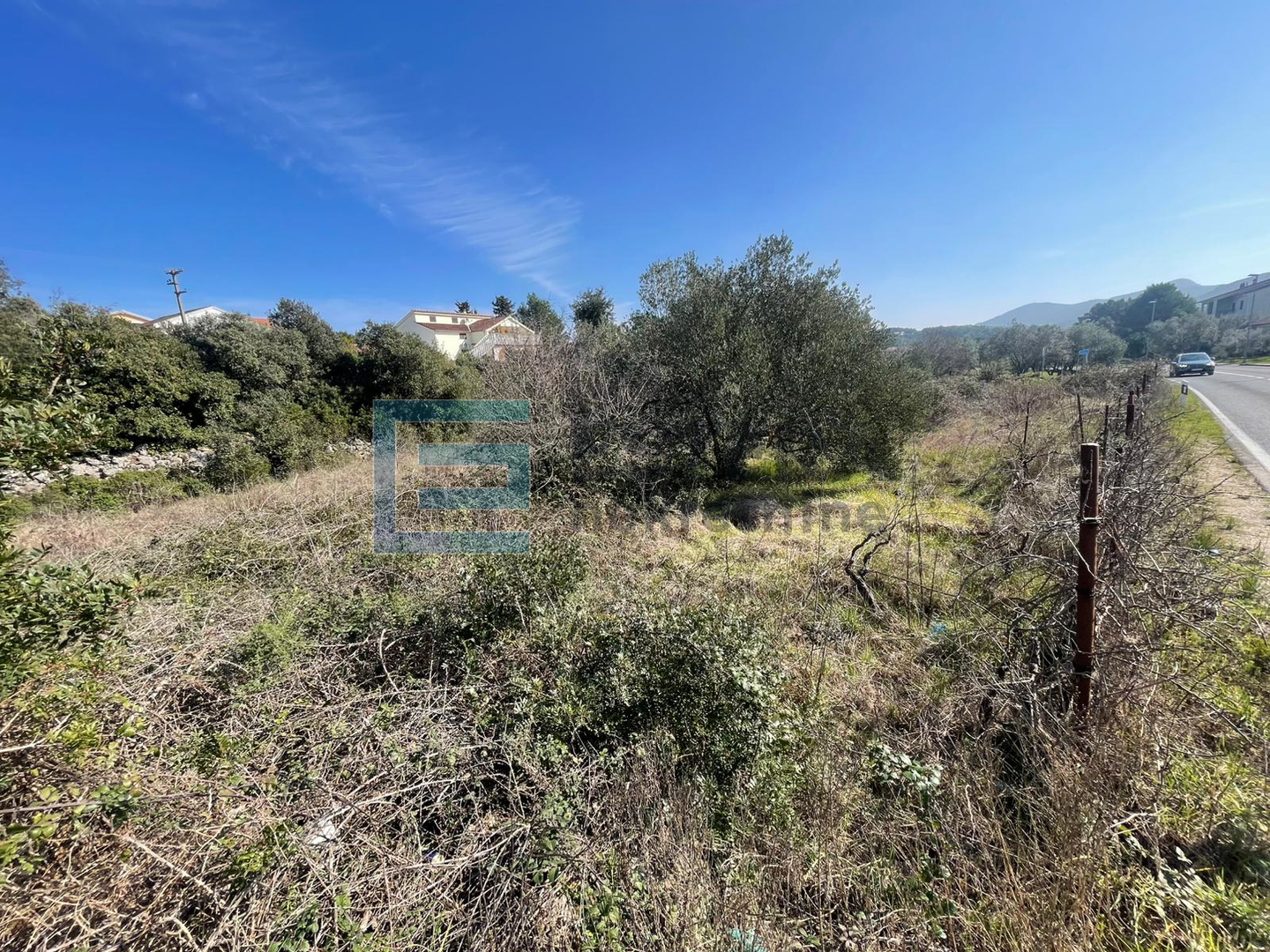 Građevinsko zemljište PRODAJA Ždrelac, otok Pašman 1122 m2, 300 do mora