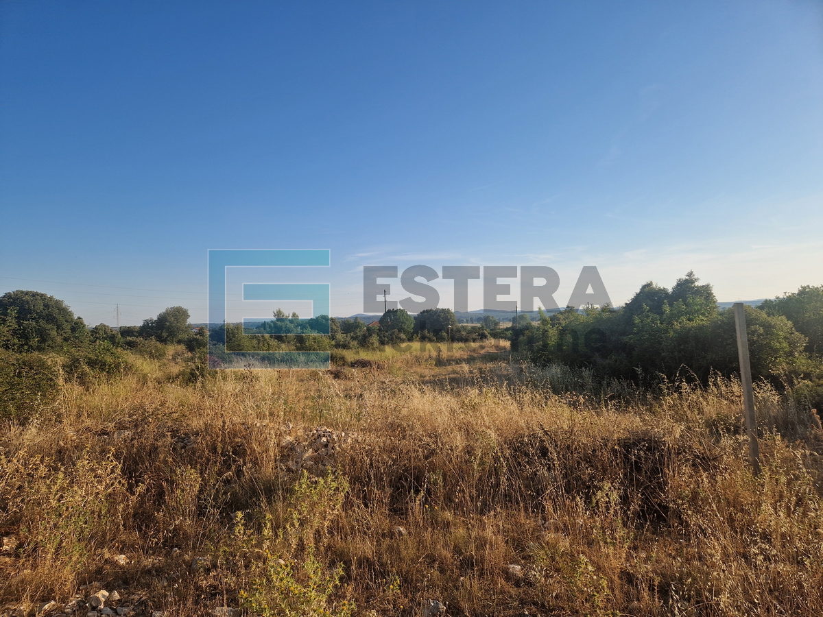 Građevinsko zemljište PRODAJA Kakma, Polača, 480 m2