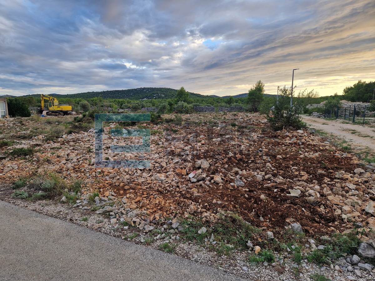 Građevinsko zemljište PRODAJA Pirovac, 520 m2