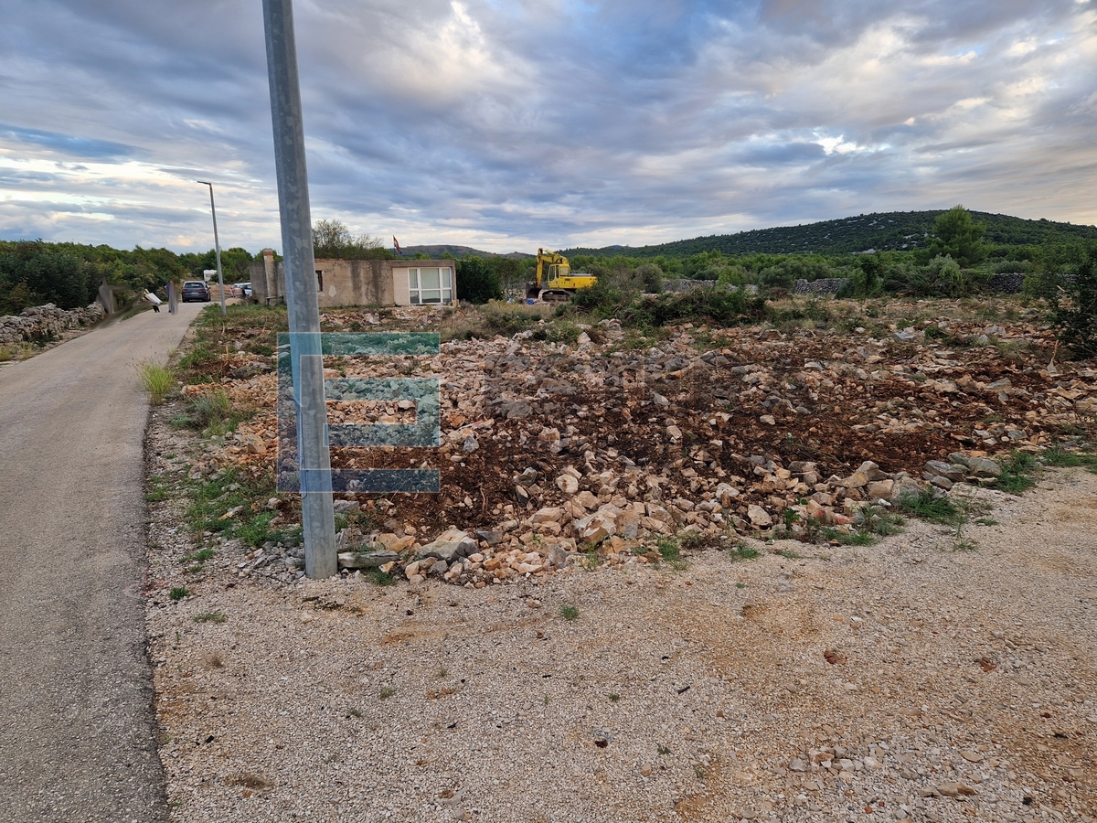 Građevinsko zemljište PRODAJA Pirovac, 520 m2