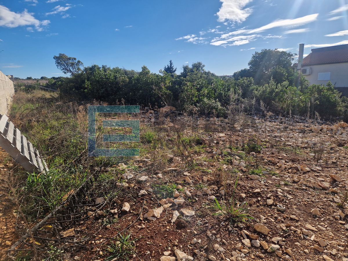 Građevinsko zemljište 634 m2 PRODAJA Donje Raštane