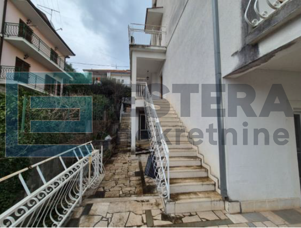 Kuća sa 4 jedinice PRODAJA Čiovo, 444 m2