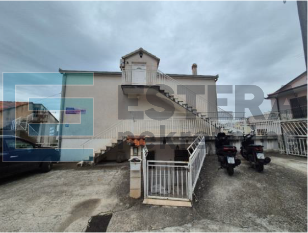 Kuća sa 4 jedinice PRODAJA Čiovo, 444 m2