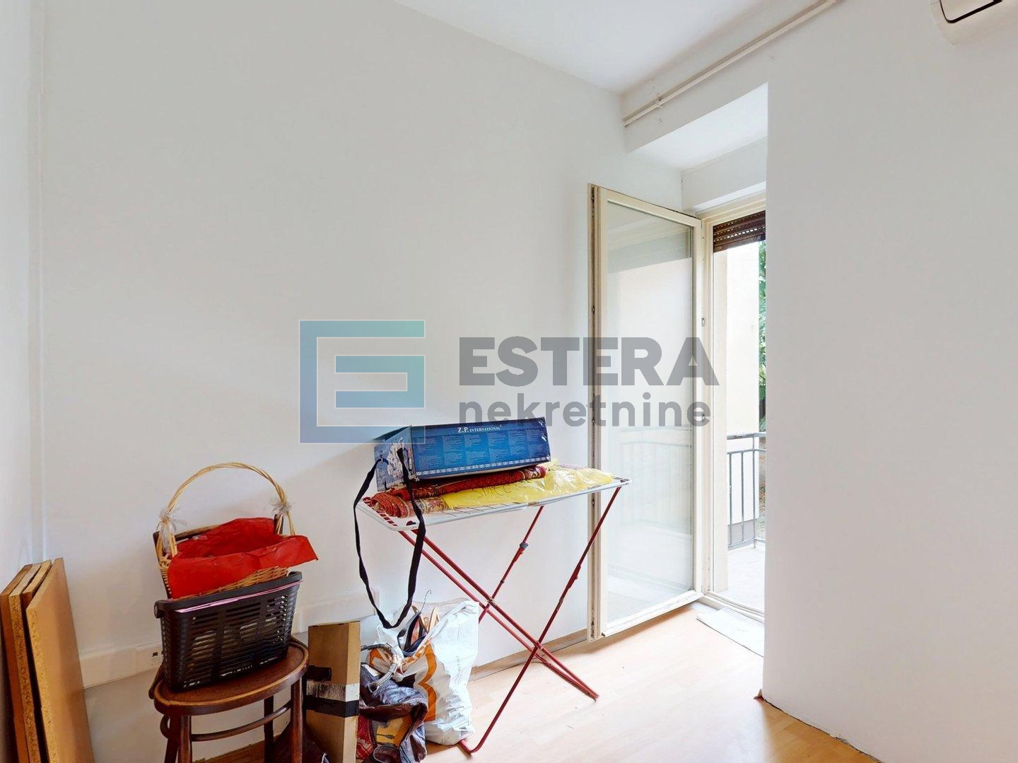 STAN PRODAJA, CENTAR, TROSOBNI 79 m2