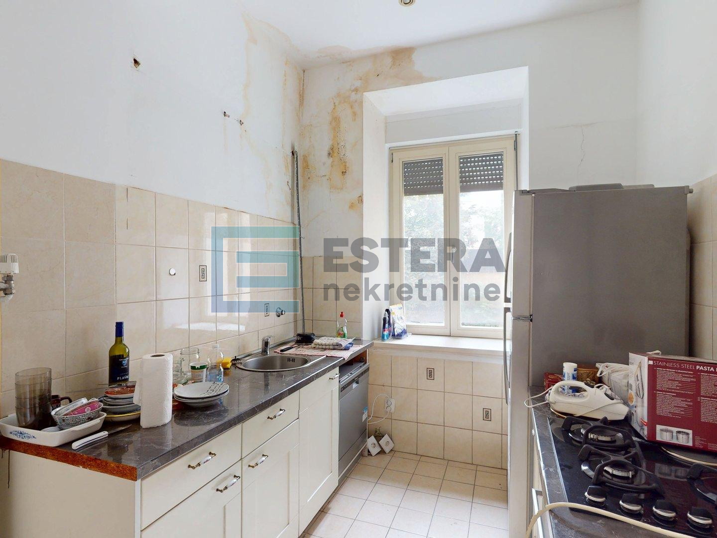 STAN PRODAJA, CENTAR, TROSOBNI 79 m2