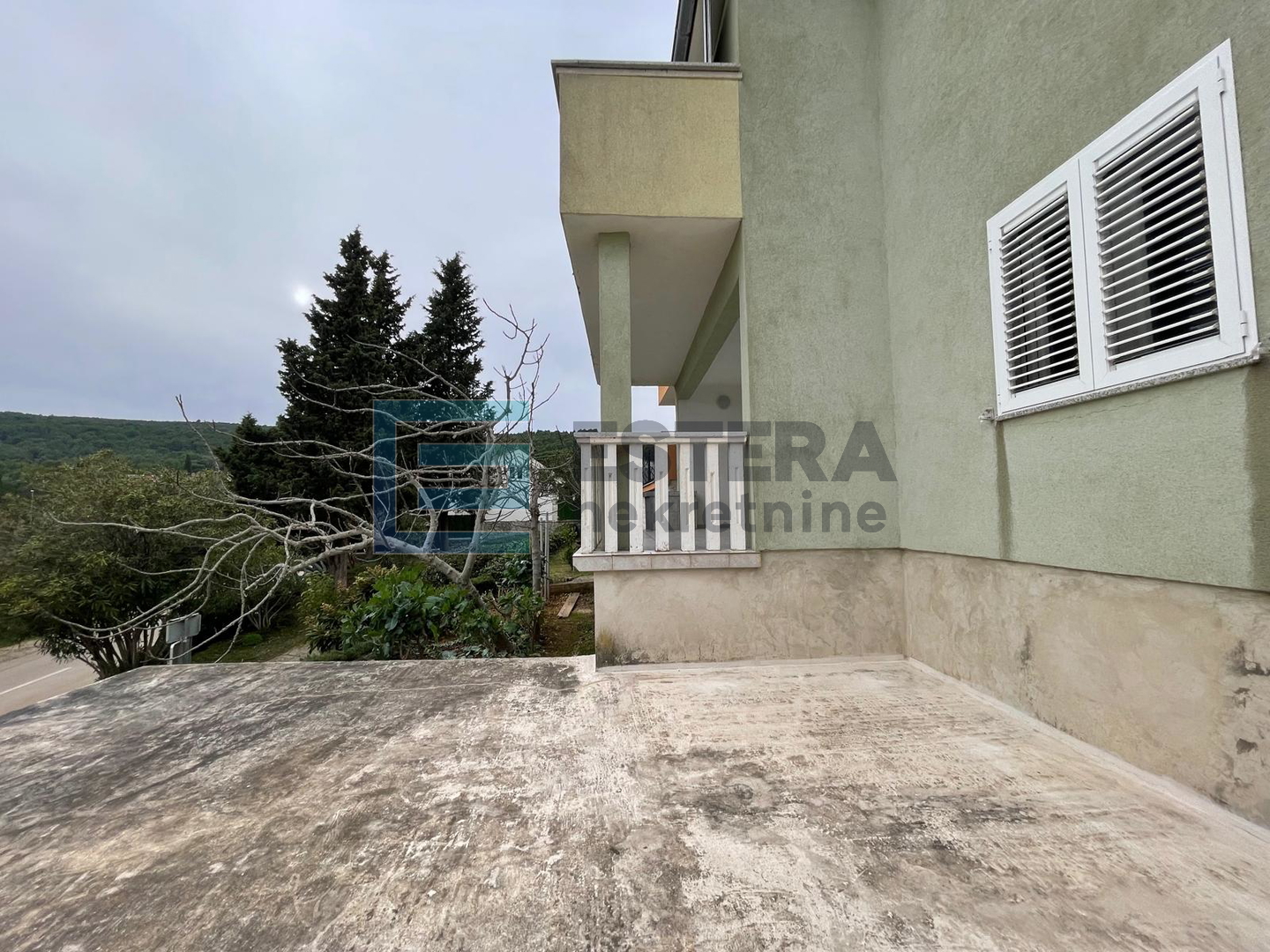 Apartmanska kuća m2 PRODAJA, Pašman, Ždrelac, 60 m od mora, garaža