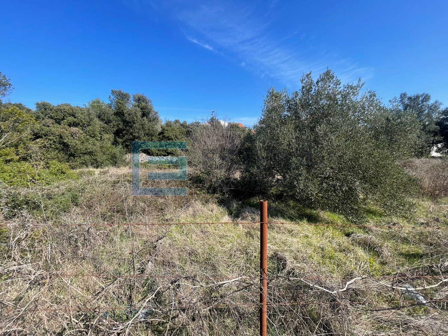 Građevinsko zemljište PRODAJA Ždrelac, otok Pašman 1122 m2, 300 do mora