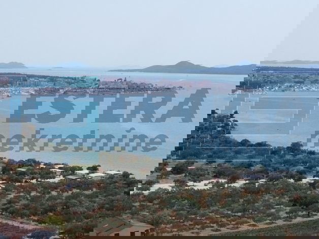 Prodaja građevinsko zemljišta u blizini mora 920 m2