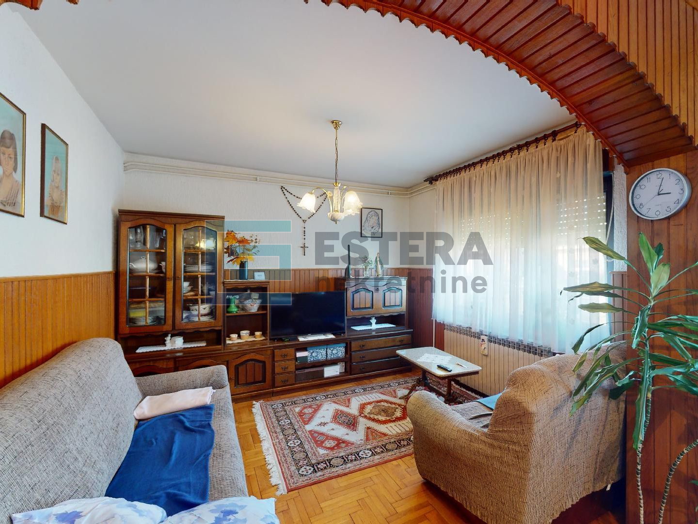 Kuća prodaja Vrbovec  300 m2 + poslovni prostor