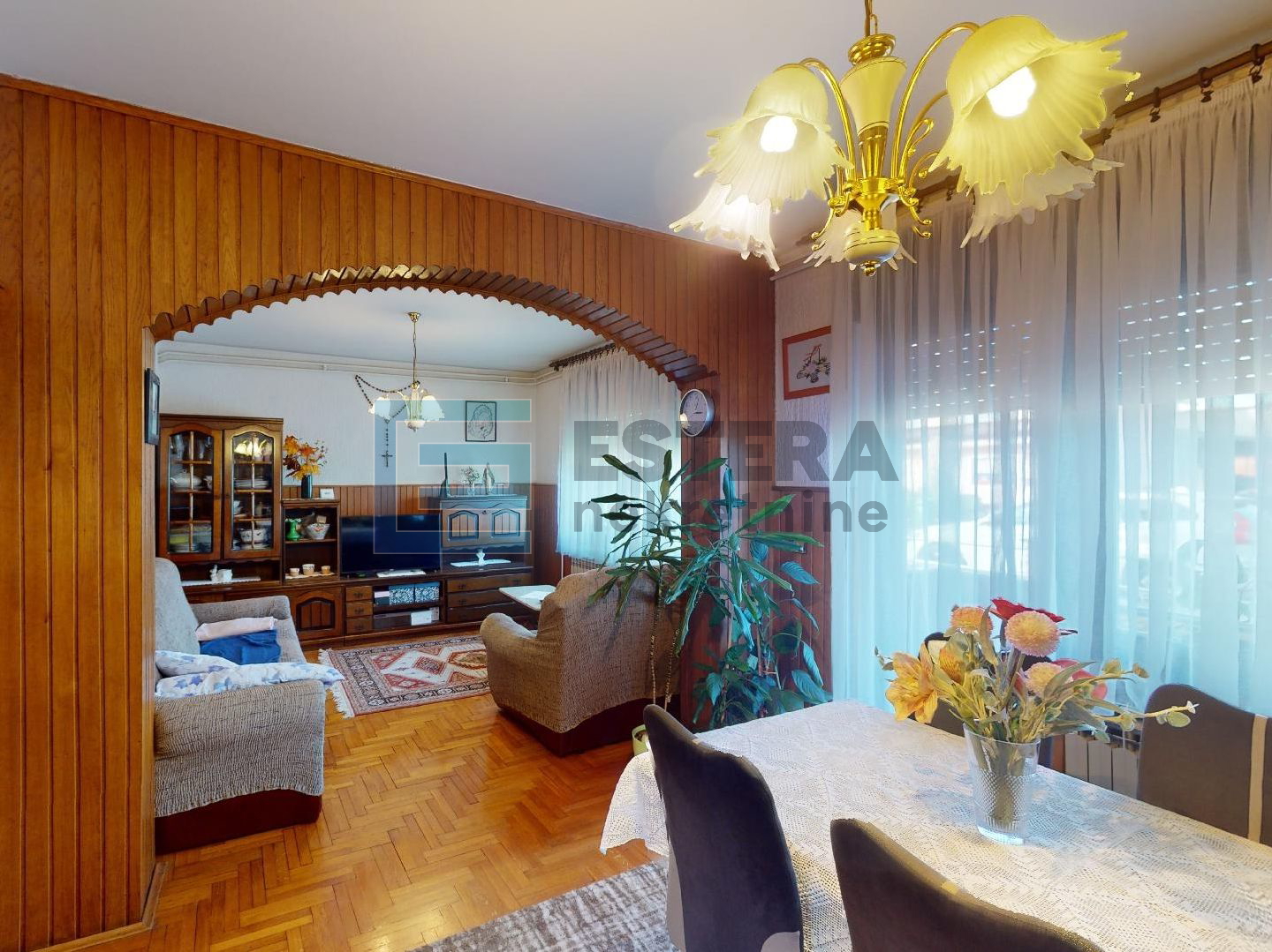 Kuća prodaja Vrbovec  300 m2 + poslovni prostor