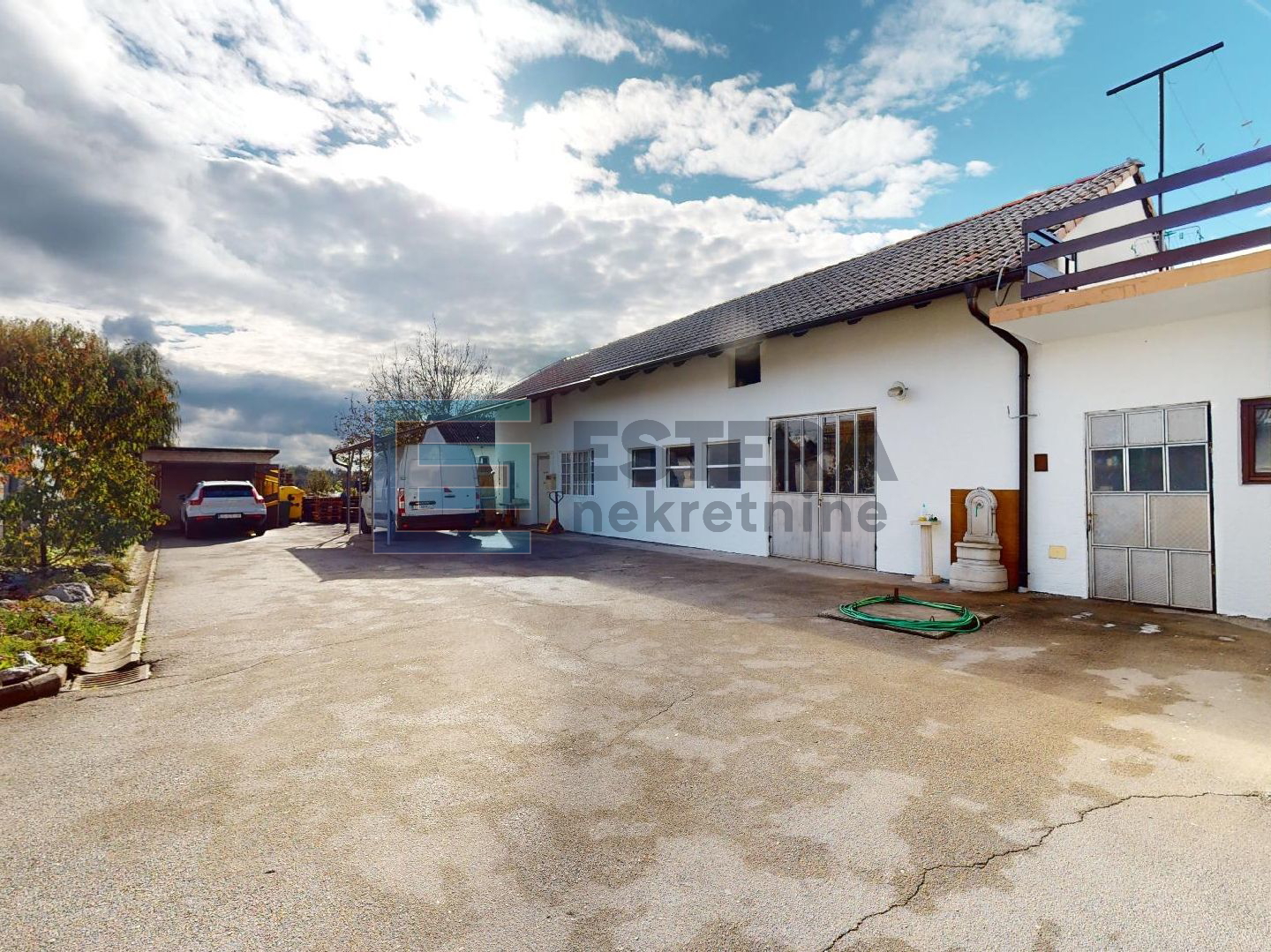 Kuća prodaja Vrbovec  300 m2 + poslovni prostor