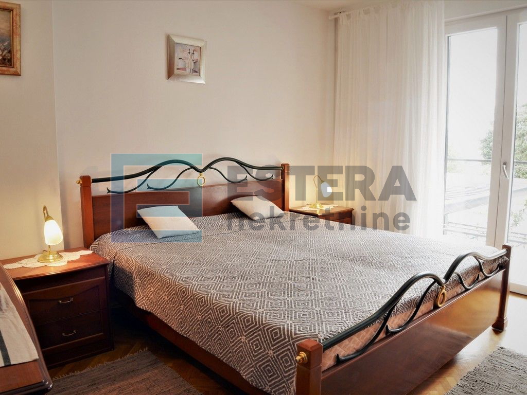 Kuća prodaja Sv. Filip i Jakov 350 m2