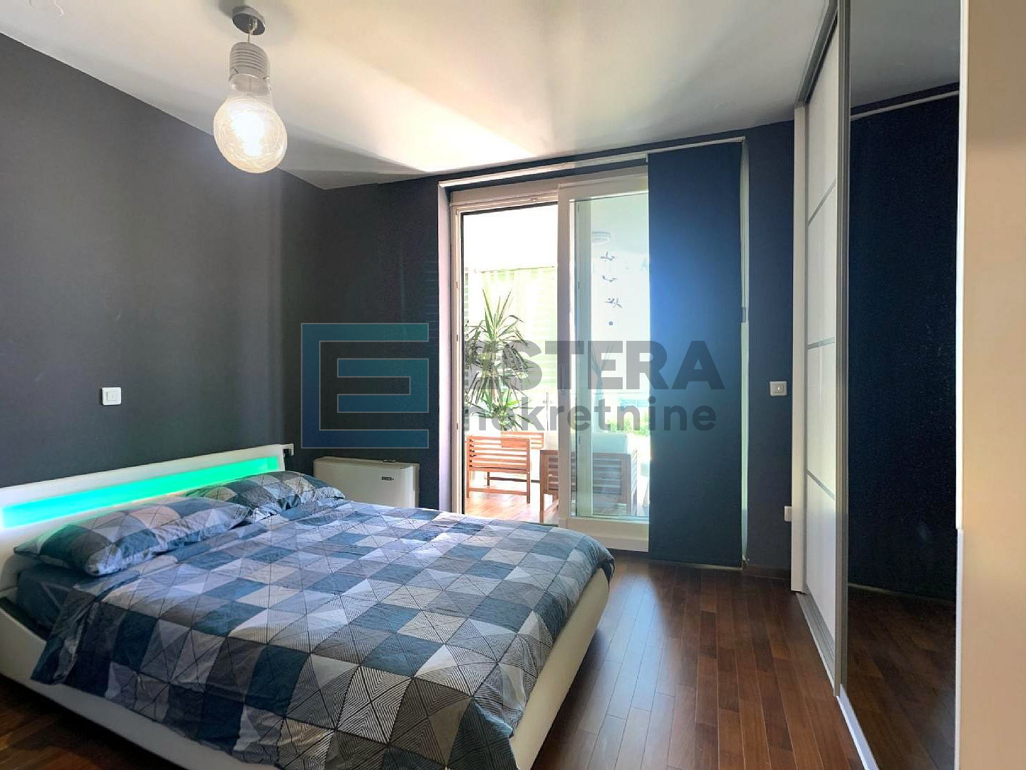 Apartman prodaja Biograd n/M 61 m2