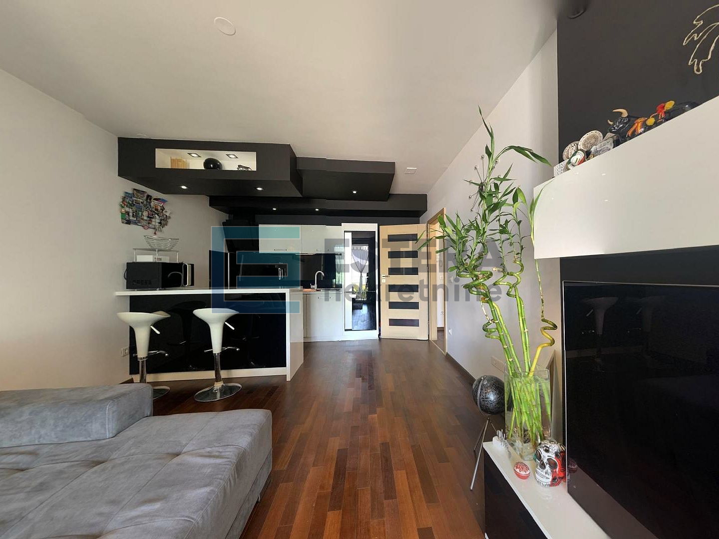 Apartman prodaja Biograd n/M 61 m2