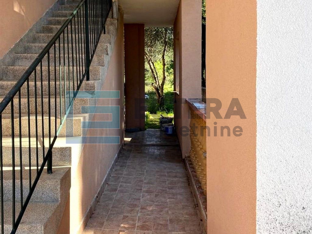 Kuća prodaja Biograd na Moru 390 m2