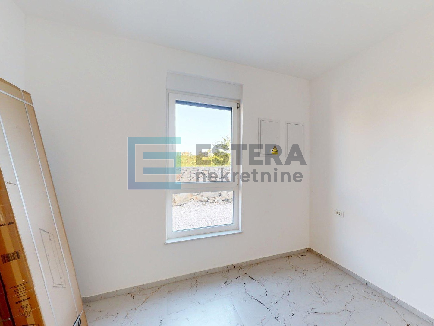 Apartman s bazenom - Novalja - pogled na more!