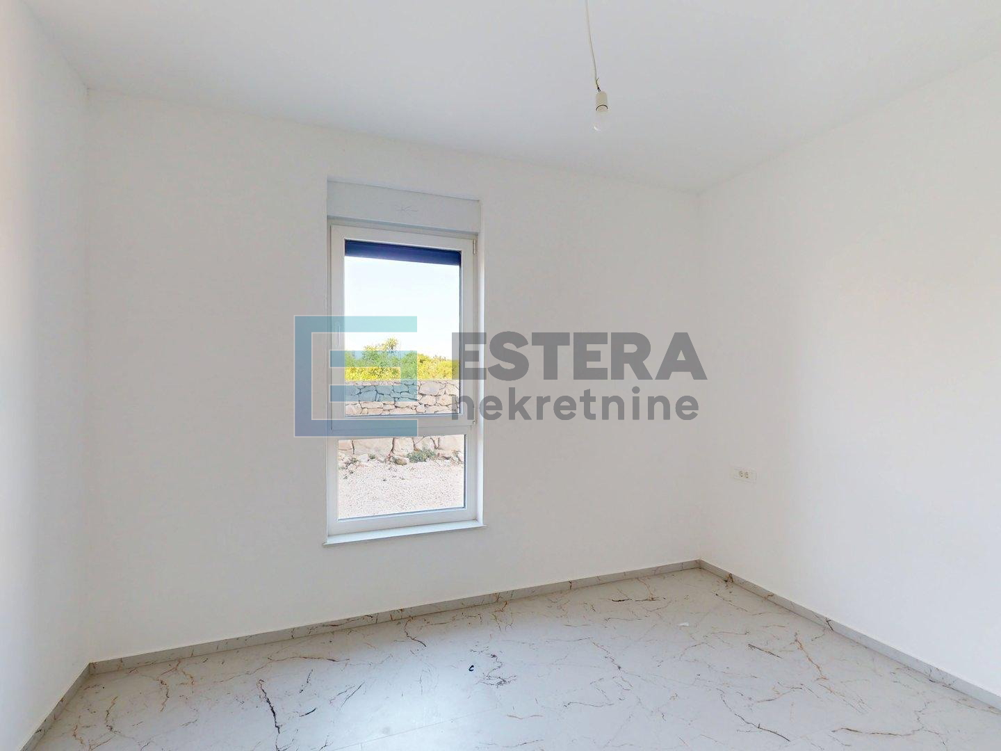 Apartman s bazenom - Novalja - pogled na more!