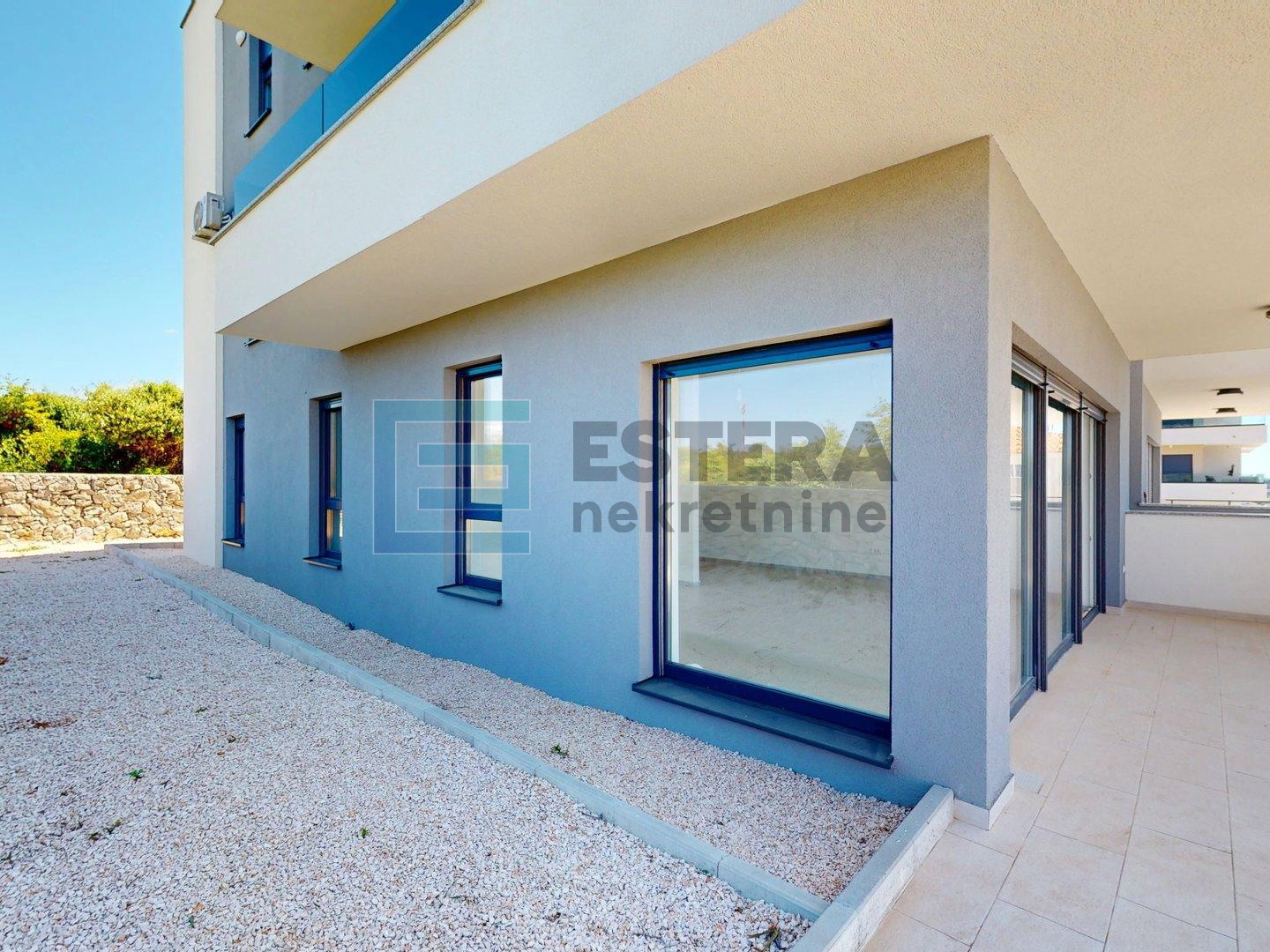 Apartman s bazenom - Novalja - pogled na more!