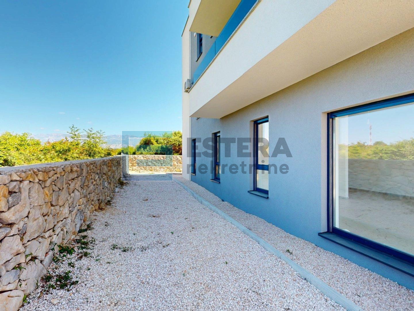 Apartman s bazenom - Novalja - pogled na more!