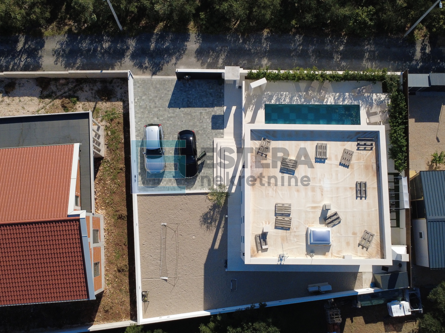 Villa sa bazenom i pogledom na more prodaja