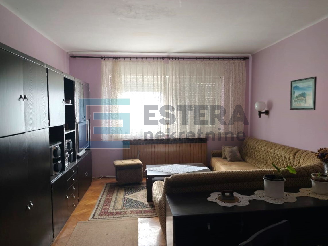 Stan 142.22 m2 Varaždin (centar) + garaža