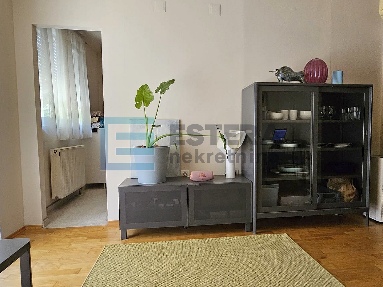 Stan 38 m2 PRODAJA Varaždin, visoko priz, 2s, balkon, spremište, parking