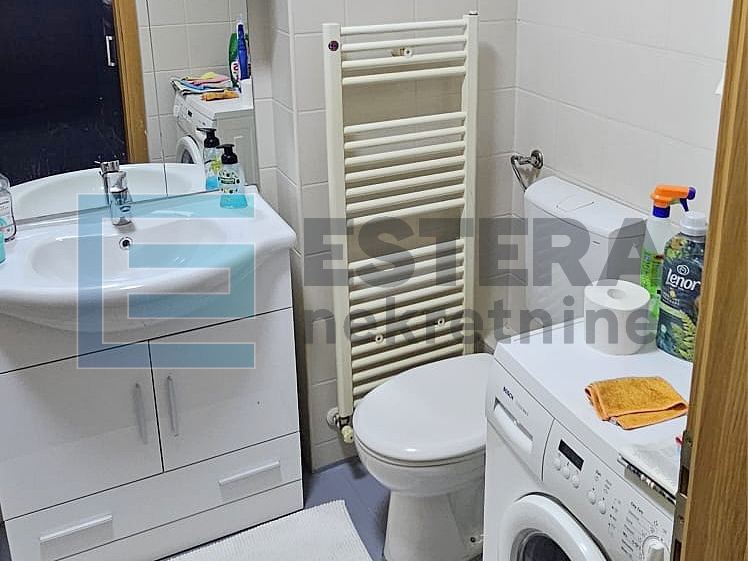 Stan 38 m2 PRODAJA Varaždin, visoko priz, 2s, balkon, spremište, parking