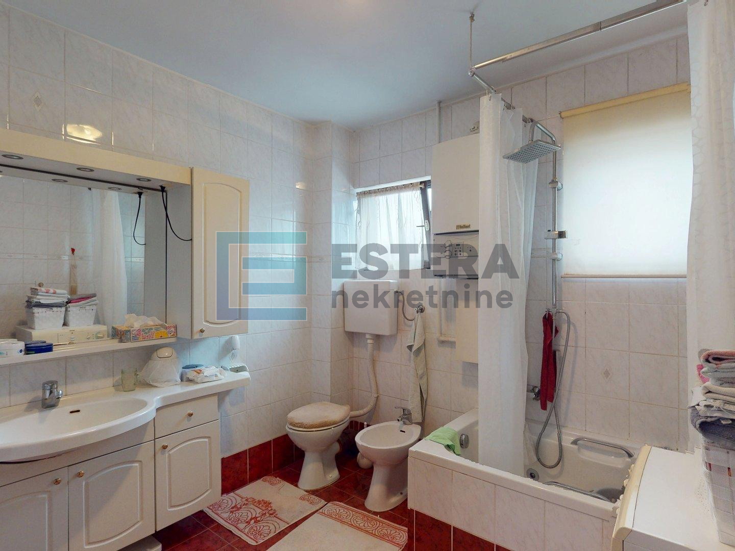 Kuća 300 m2 PRODAJA Školska ulica, Velika Mlaka