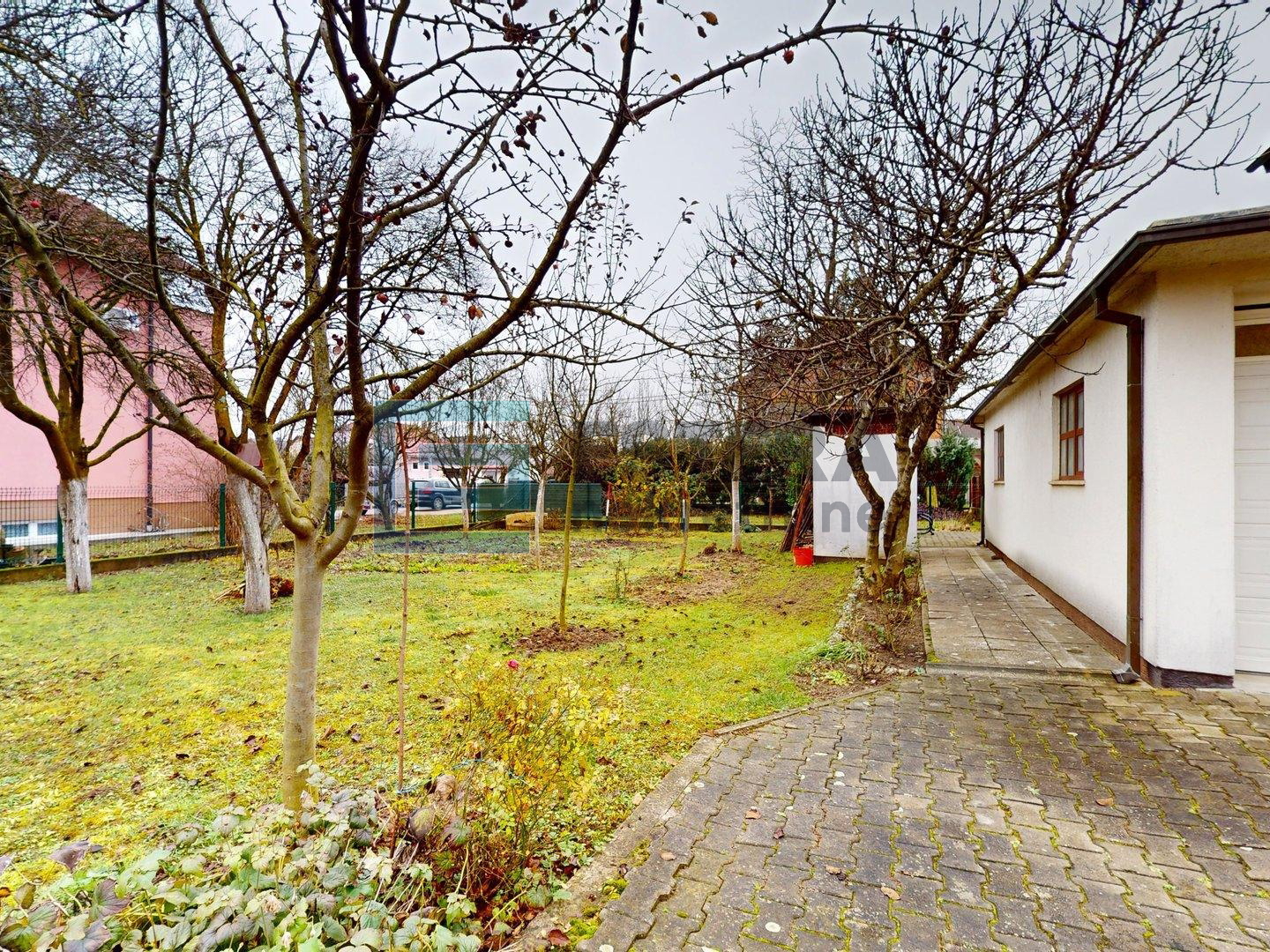 Kuća 300 m2 PRODAJA Školska ulica, Velika Mlaka