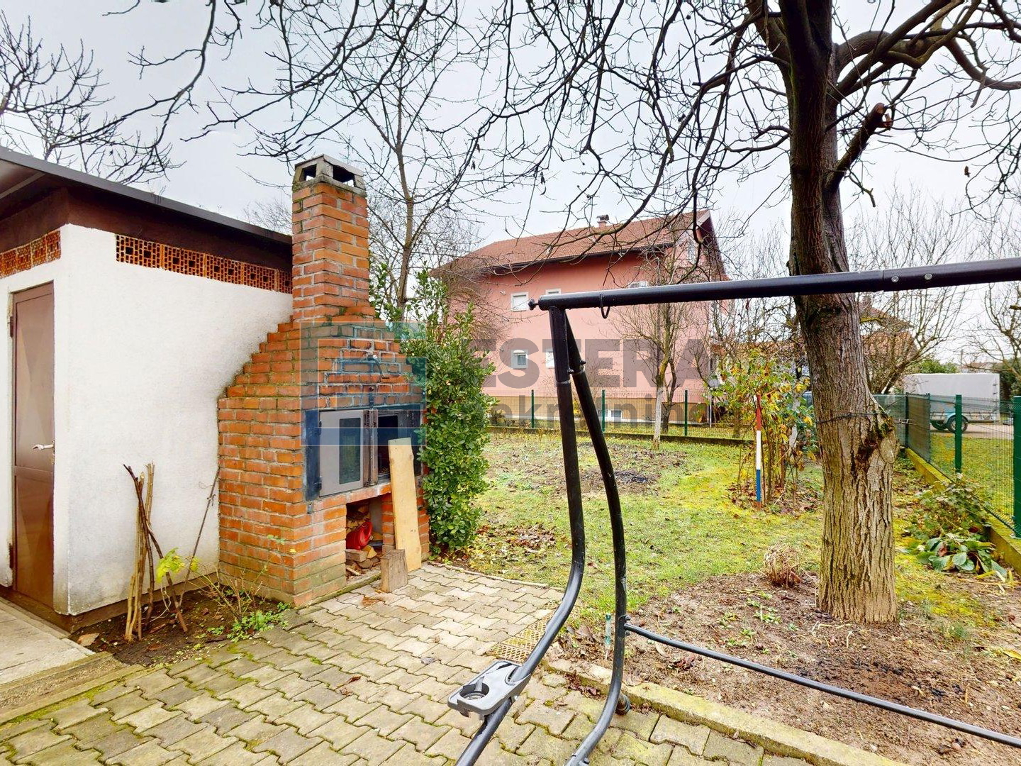 Kuća 300 m2 PRODAJA Školska ulica, Velika Mlaka