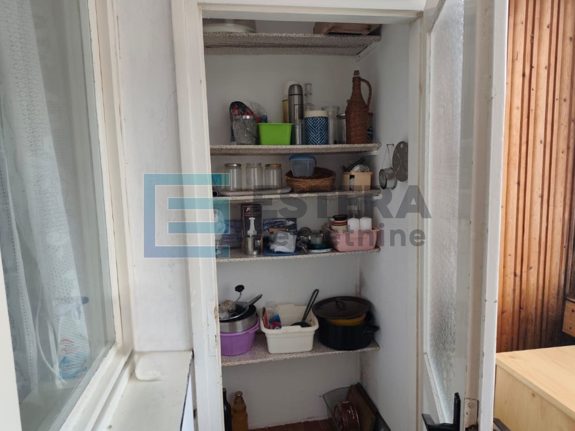 Stan 142.22 m2 Varaždin (centar) + garaža