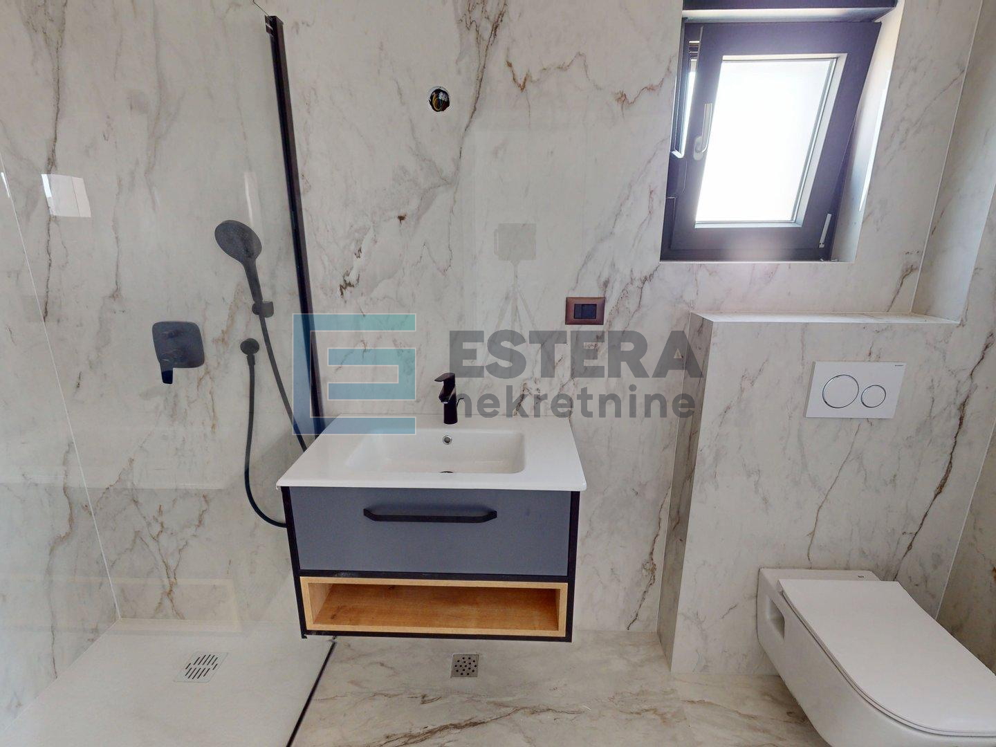 Apartman prodaja Sveti Filip i Jakov 177 m2 PENTHOUSE !!!