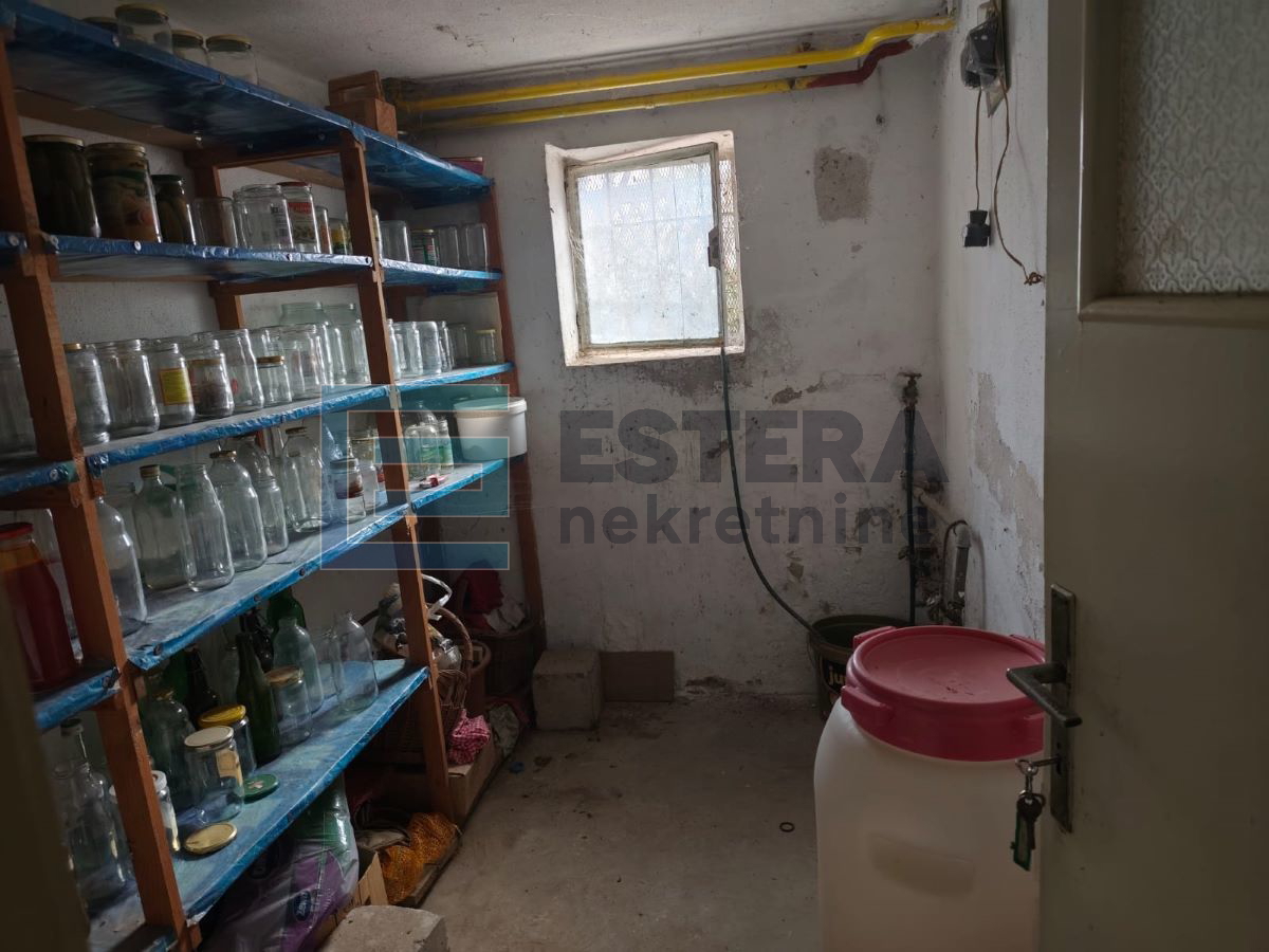 Stan 142.22 m2 Varaždin (centar) + garaža