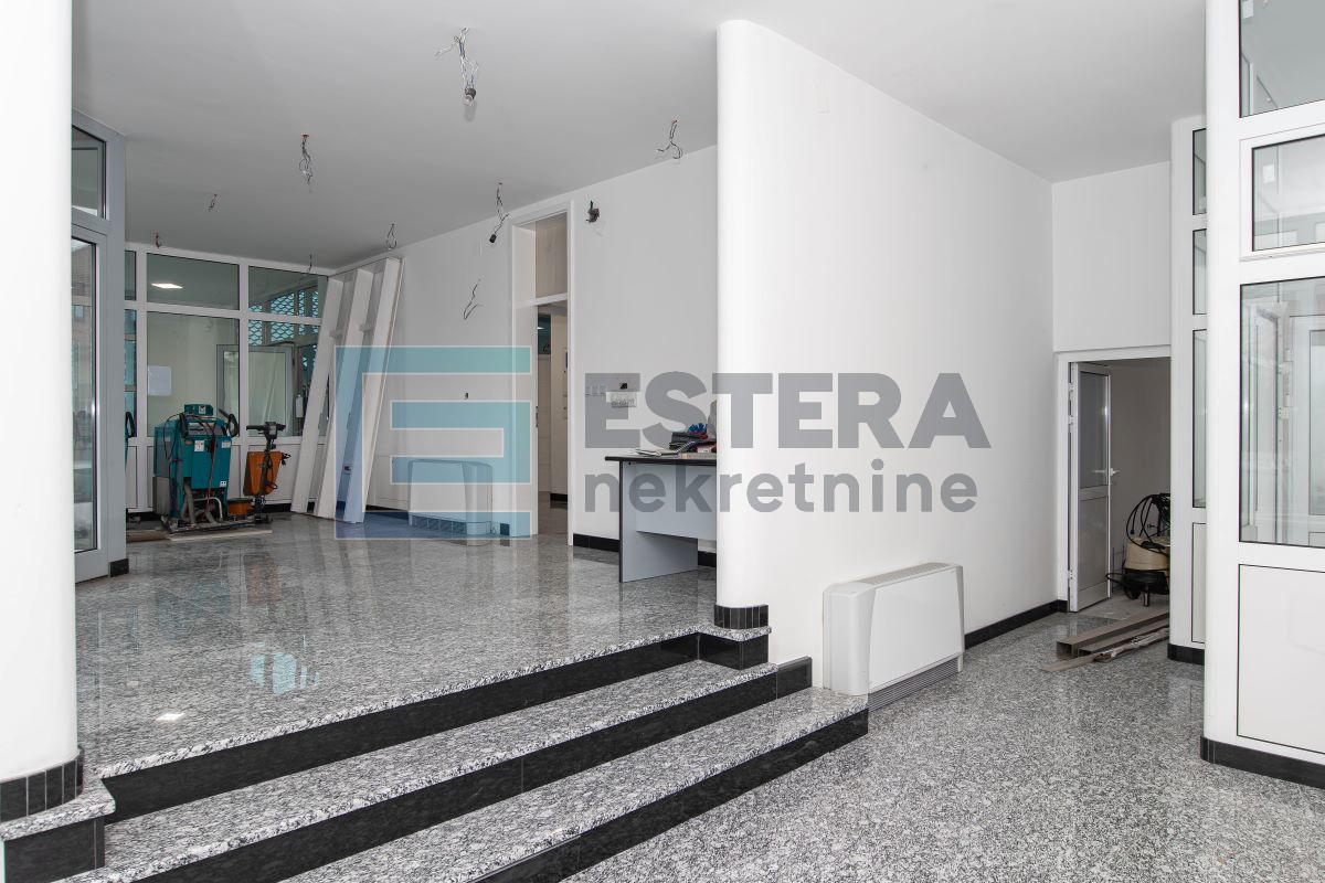 Stambeno-poslovna zgrada 512,35 m2 Varaždin