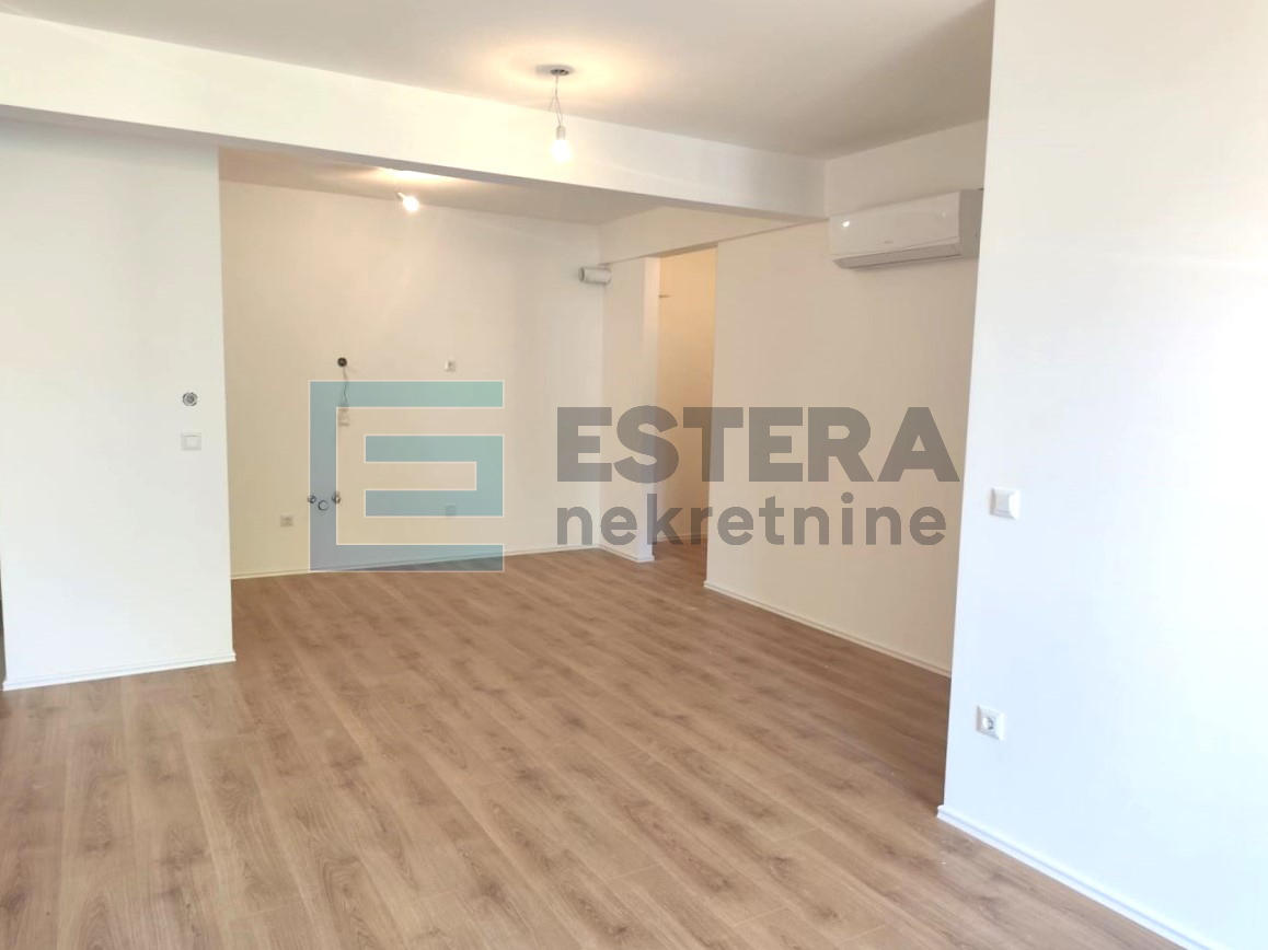 Trosoban stan NOVOGRADNJA (penthouse) 94,41 m2