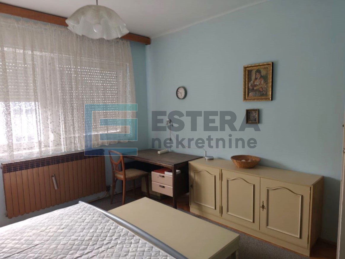 Stan 142.22 m2 Varaždin (centar) + garaža