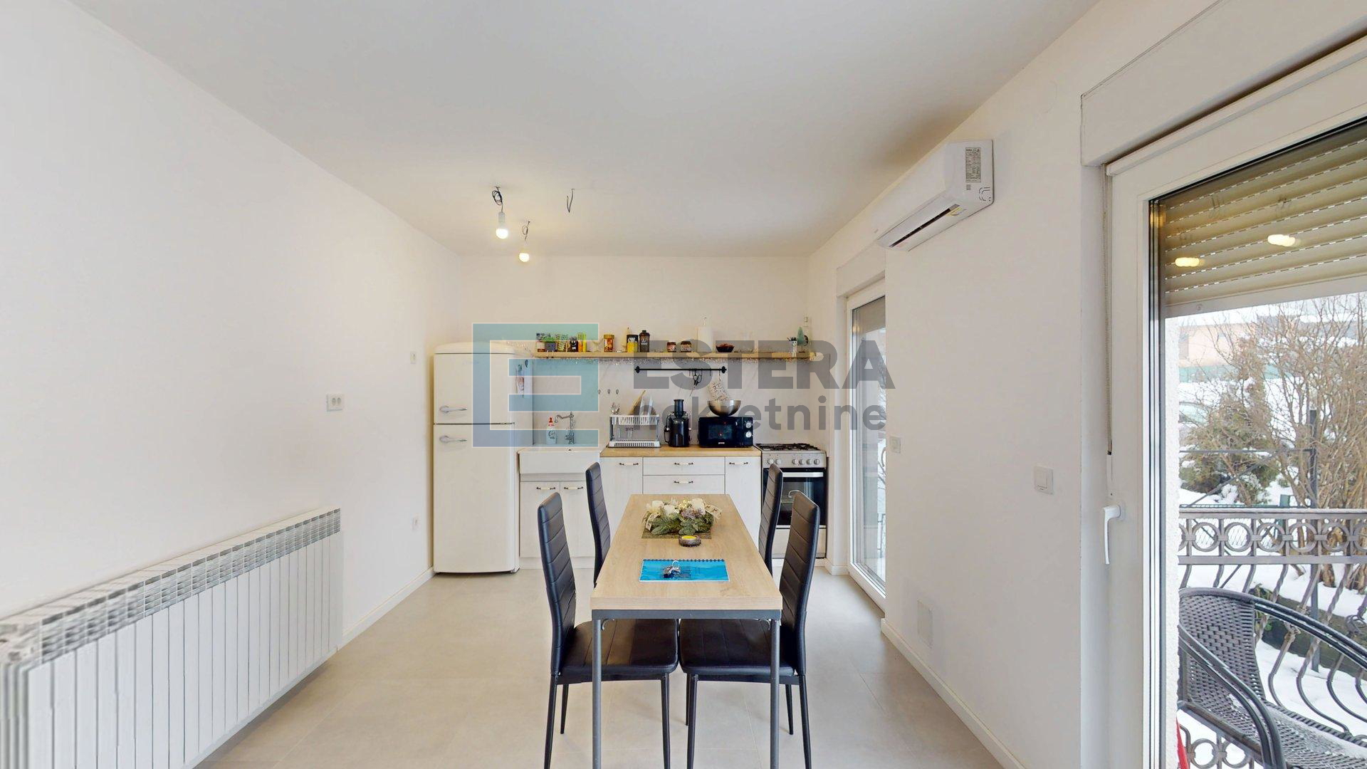 Stan 82 m2 PRODAJA Vrbovec, visoko prizemlje, 3s, parking, vrt