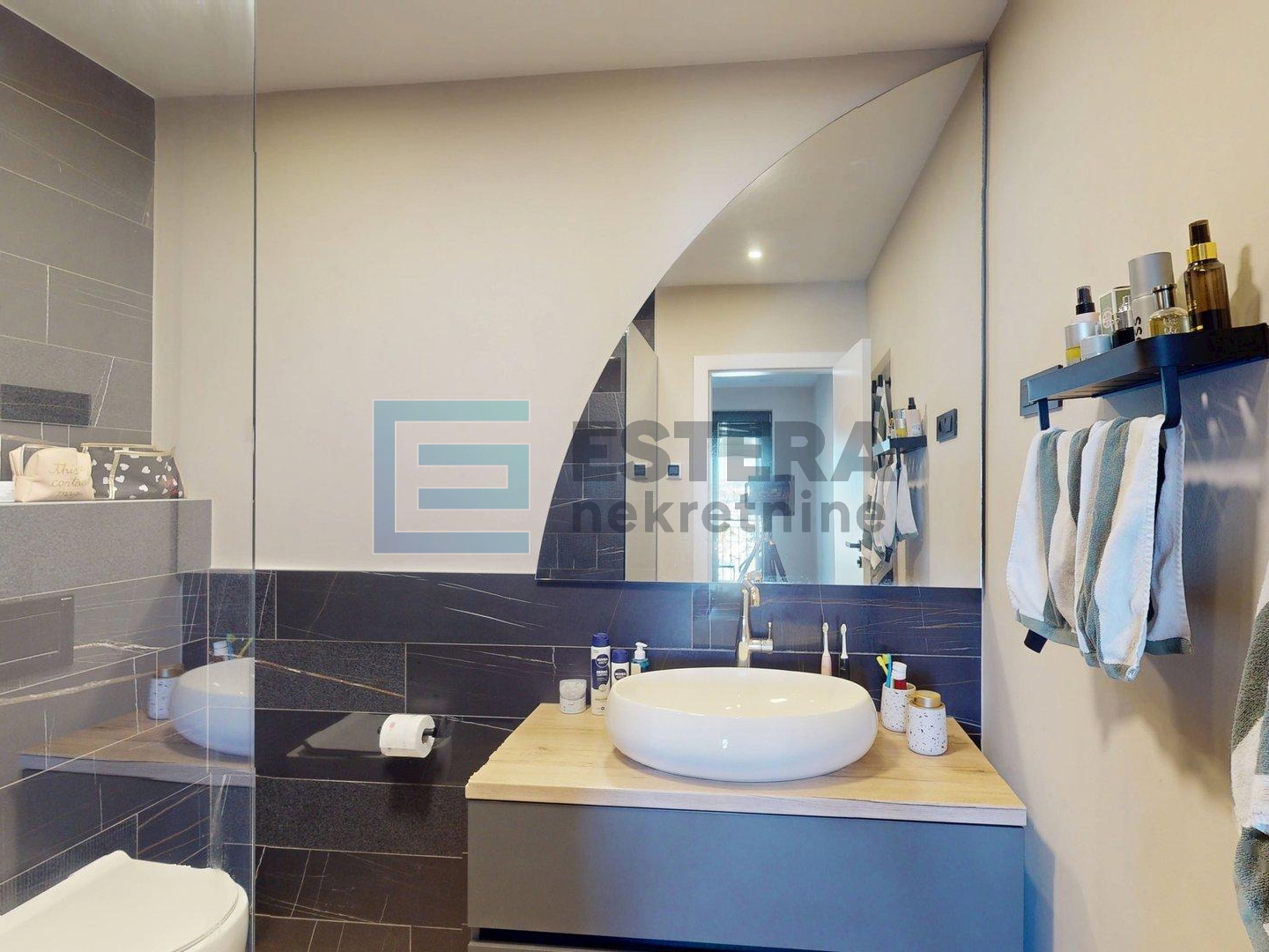 Stan PRODAJA 1. red do mora, Biograd na Moru, 79 m2