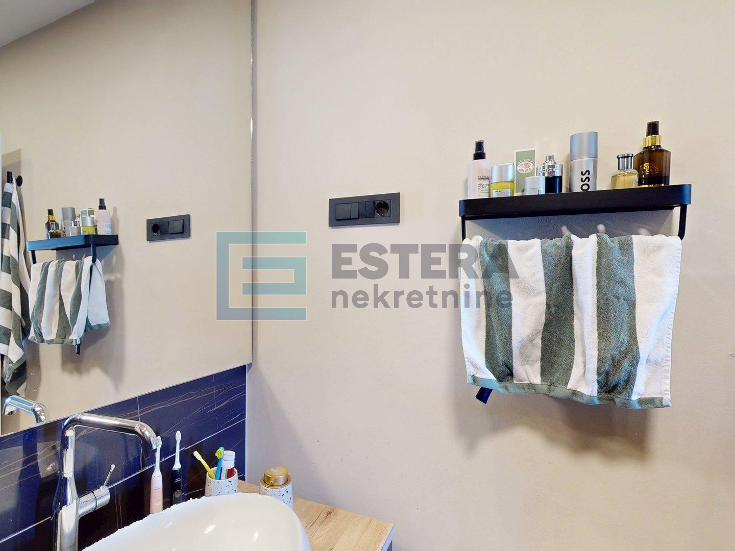 Stan PRODAJA 1. red do mora, Biograd na Moru, 79 m2