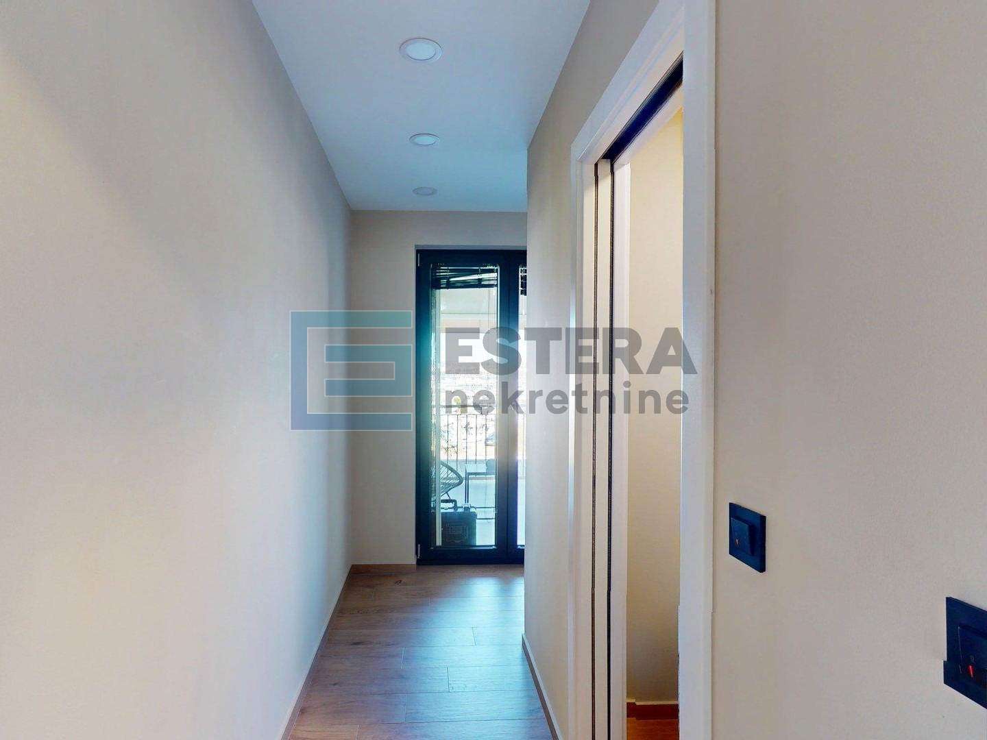 Stan PRODAJA 1. red do mora, Biograd na Moru, 79 m2