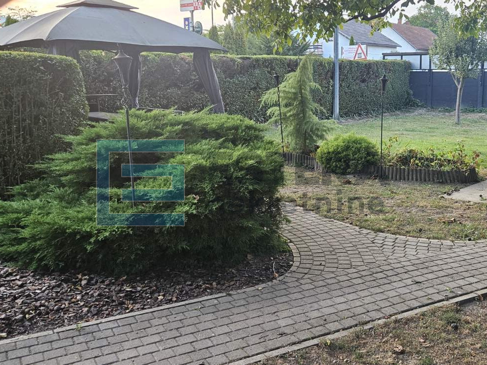 Kuća 250 m2 PRODAJA Varaždin, vrt, 3 parkinga + garaža