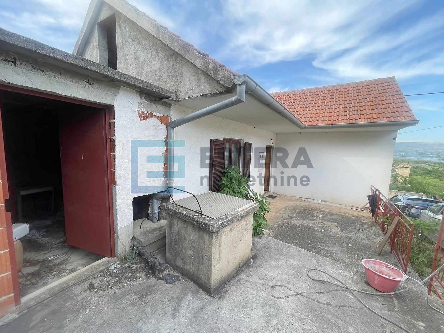 Obiteljska kuća PRODAJA, Vukšić, Benkovac 95.000 €