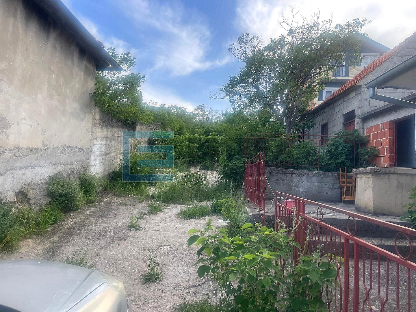 Obiteljska kuća PRODAJA, Vukšić, Benkovac 95.000 €