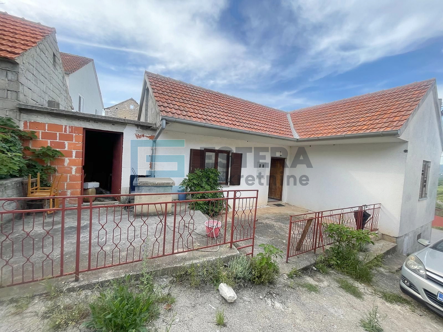 Obiteljska kuća PRODAJA, Vukšić, Benkovac 95.000 €