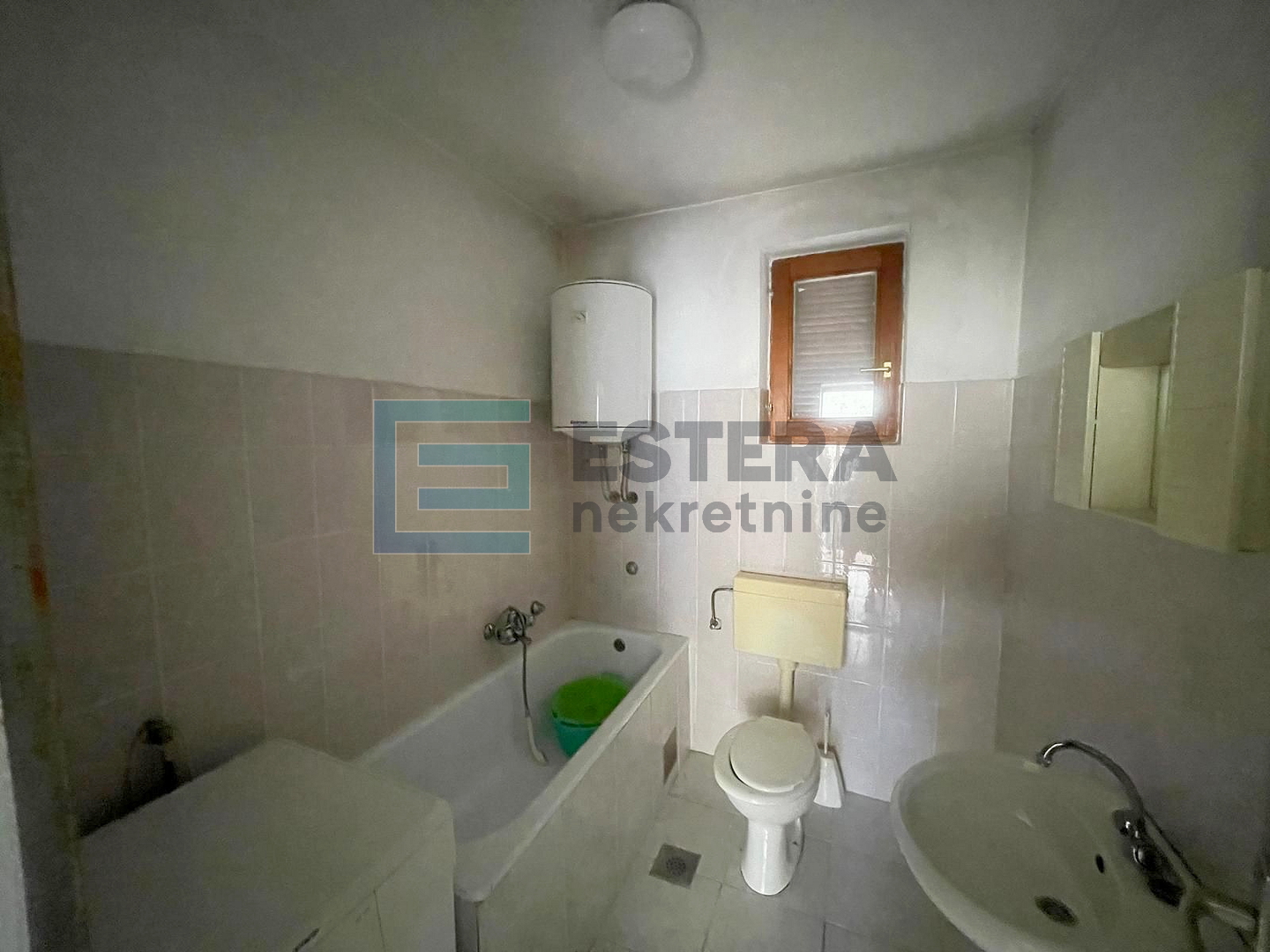 Obiteljska kuća PRODAJA, Vukšić, Benkovac 95.000 €